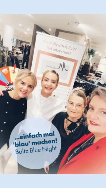 💙 Throwback to last week – BLUE NIGHT bei BALTZ! ✨ Fashion, Music, Beauty & Good Vibes! 🪩🥂 Was für ein schöner Abend mitten in Bochum! Bei der diesjährigen BALTZ BLUE NIGHT waren unsere Teams von Montanari Cosmetics und der Praxis Dr. Michaela Montanari natürlich mit dabei! Während unsere Chefin am Tegernsee auf einem Fachkongress unterwegs war, haben wir in Bochum die Stellung gehalten – und für jede Menge Beauty, gute Laune und Spannung gesorgt! 🎡💙 Denn an unserem Stand drehte sich nicht nur alles um Schönheit und Hautpflege, sondern auch unser Glücksrad! 🍀 Ein herzliches Dankeschön an das Modehaus BALTZ für dieses tolle Event und natürlich an alle, die uns besucht, mit uns geplaudert und ihr Glück versucht haben! Baltz Bochum, das war ein schöner Abend! 💙 #BaltzBlueNight #MontanariCosmetics #PraxisDrMontanari #Bochum #BeautyEvent